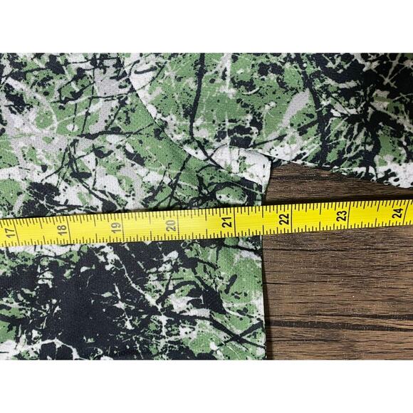 Manchester United | Men’s Medium “The Stone Roses” Edition Jersey - Picture 5 of 8